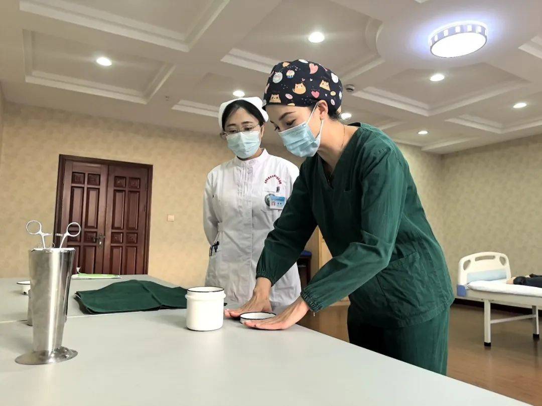 北疆练兵场丨护理练兵，“针尖”上的较量