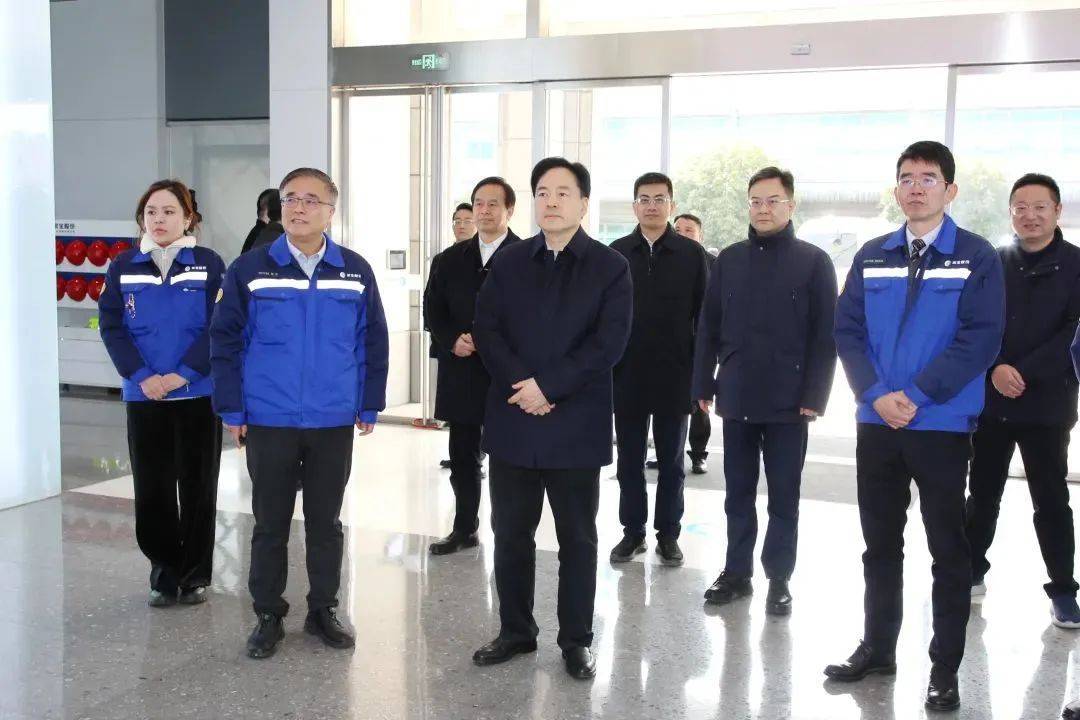 主政万亿GDP地级市，57岁的他任上被查！突然落马被关注：周末还在带队外出考察