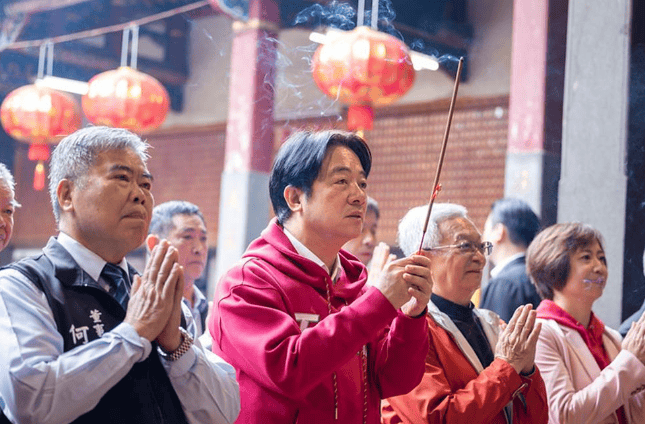 恼羞成怒！被“拉黑”的鲁比奥走投无路，猛踩“红线”，中方拒绝妥协