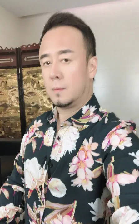 “四川芬达”发文向杨坤求和解 愿赔偿杨坤相关直播收益