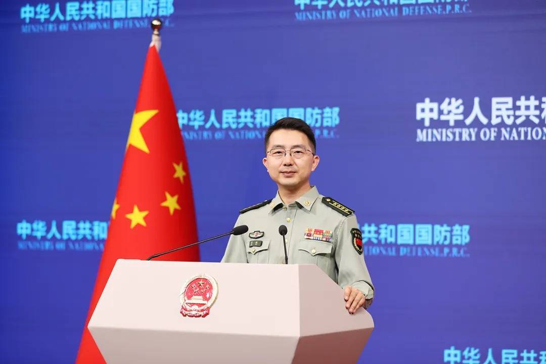 新任国防部新闻发言人正式亮相！